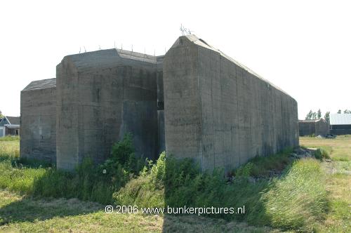 © bunkerpictures - M 134 ammunition bunker